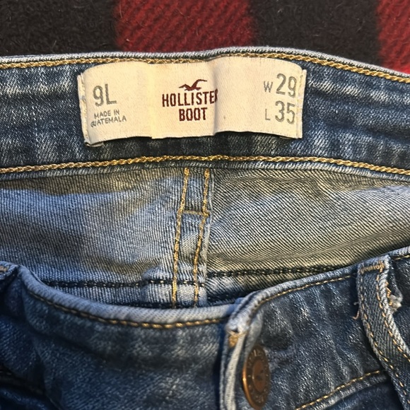 Hollister distressed boot cut jeans 9L - Picture 2 of 5